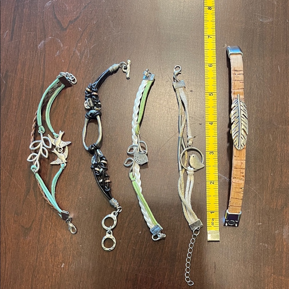 Bundle of 5 Women's Bracelet Set